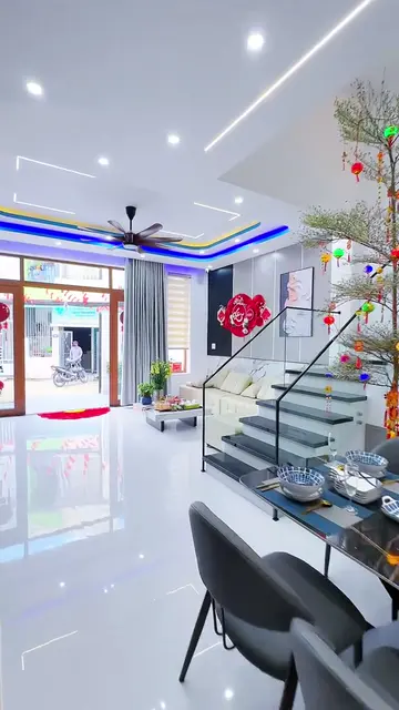 Nhà phố 3 tầng ban công cam đất — 4